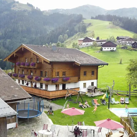 Unterdacheben Farm stay