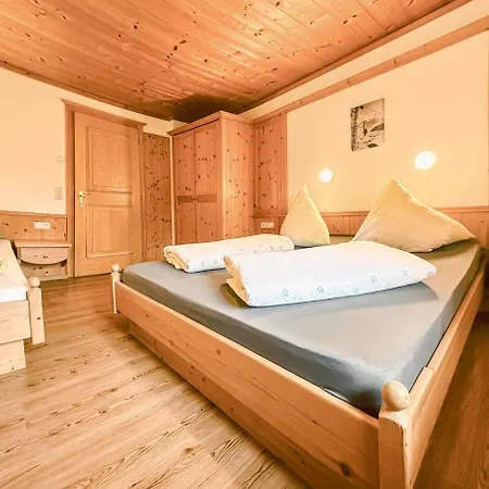 Unterdacheben 农家乐 *